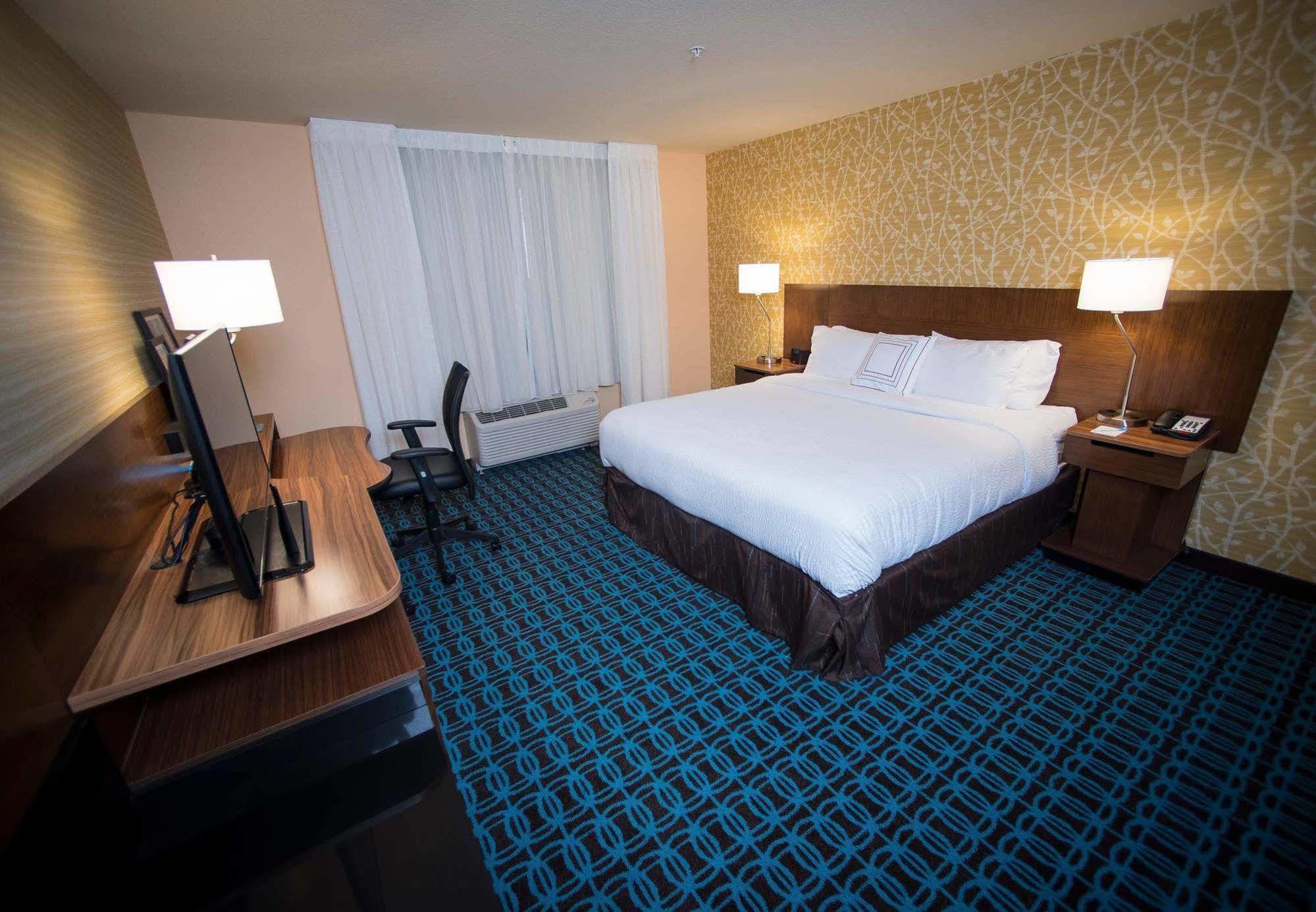 Fairfield Inn & Suites By Marriott Cincinnati Uptown/University Area Exteriör bild