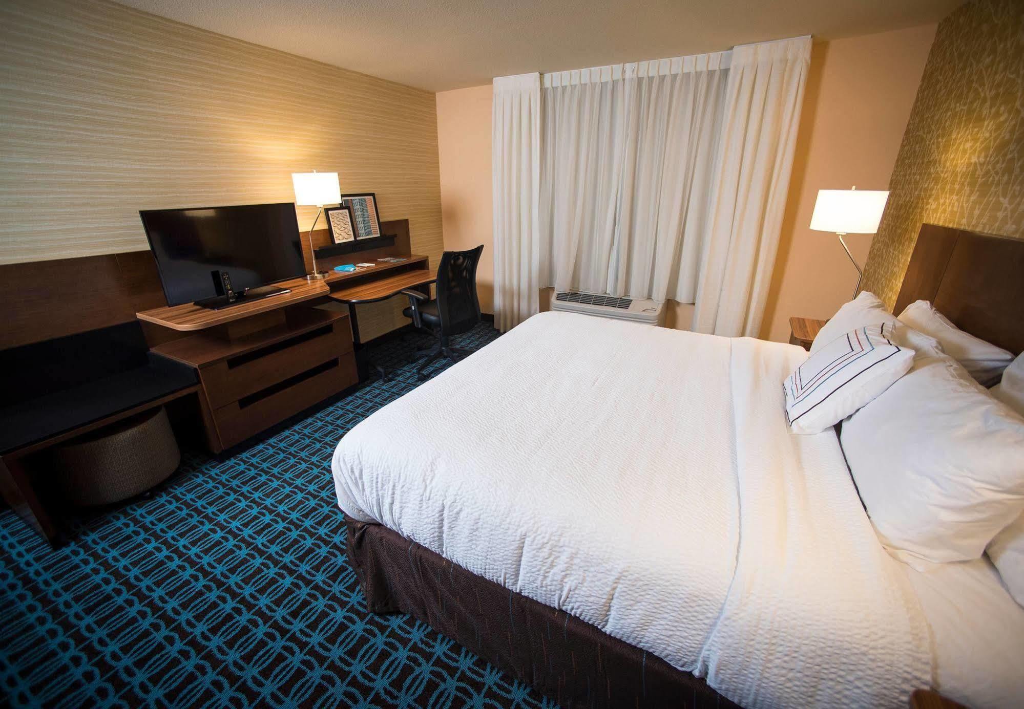 Fairfield Inn & Suites By Marriott Cincinnati Uptown/University Area Exteriör bild